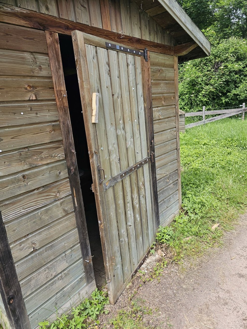Les toilettes enfin ouvertes